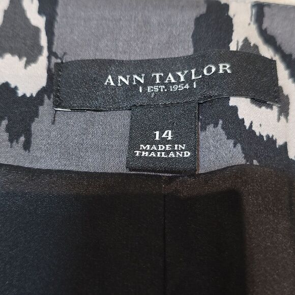 Ann Taylor Printed Cotton Pencil Skirt - Picture 5 of 14